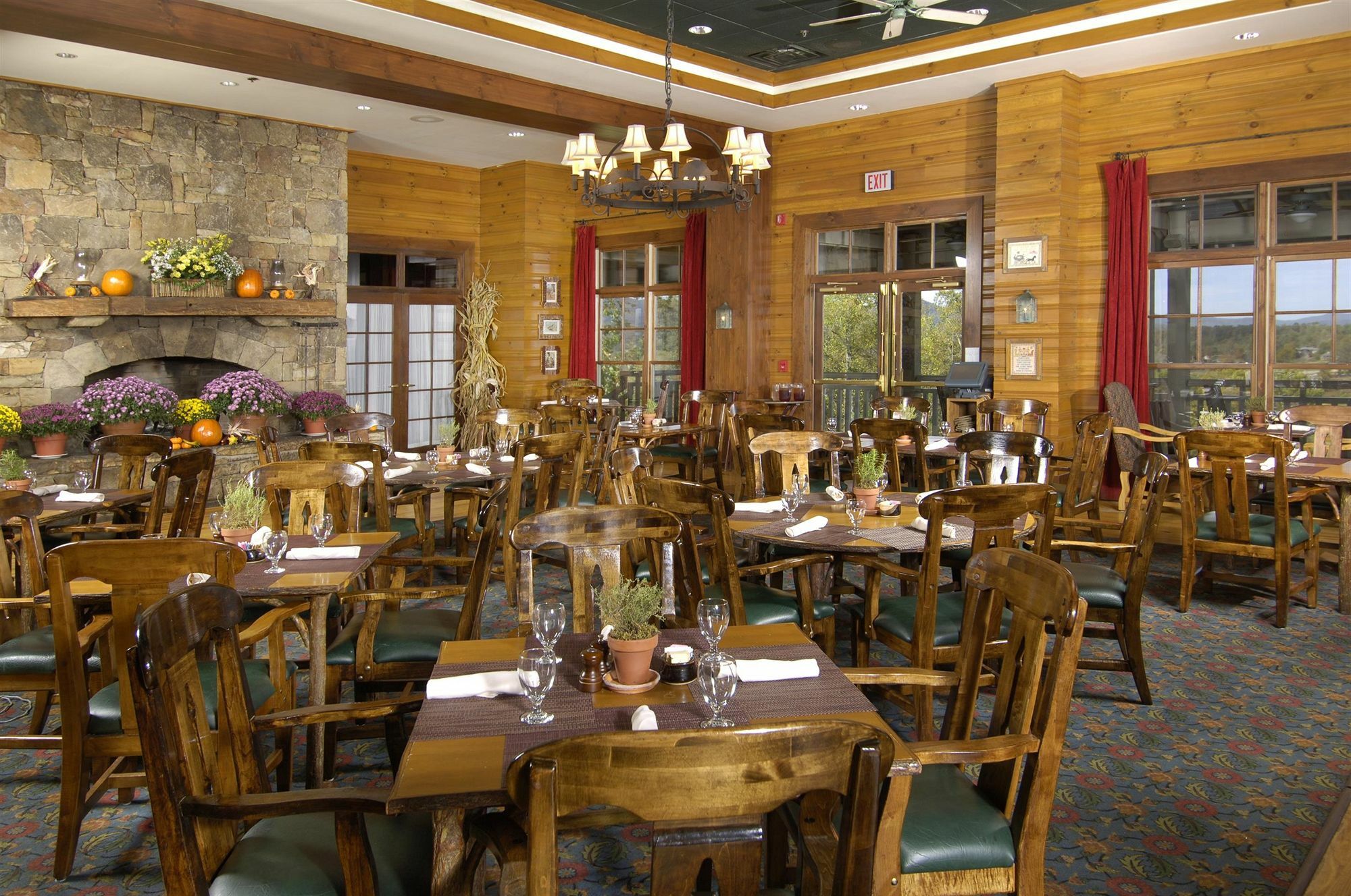Brasstown Valley Resort & Spa Young Harris Restaurant billede
